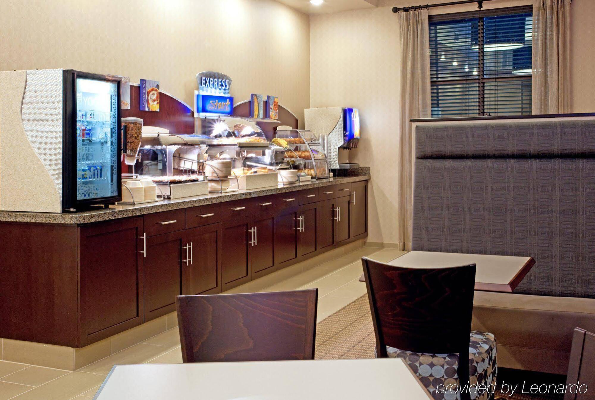 Holiday Inn Express Hotel & Suites Port Arthur, An Ihg Hotel Buitenkant foto