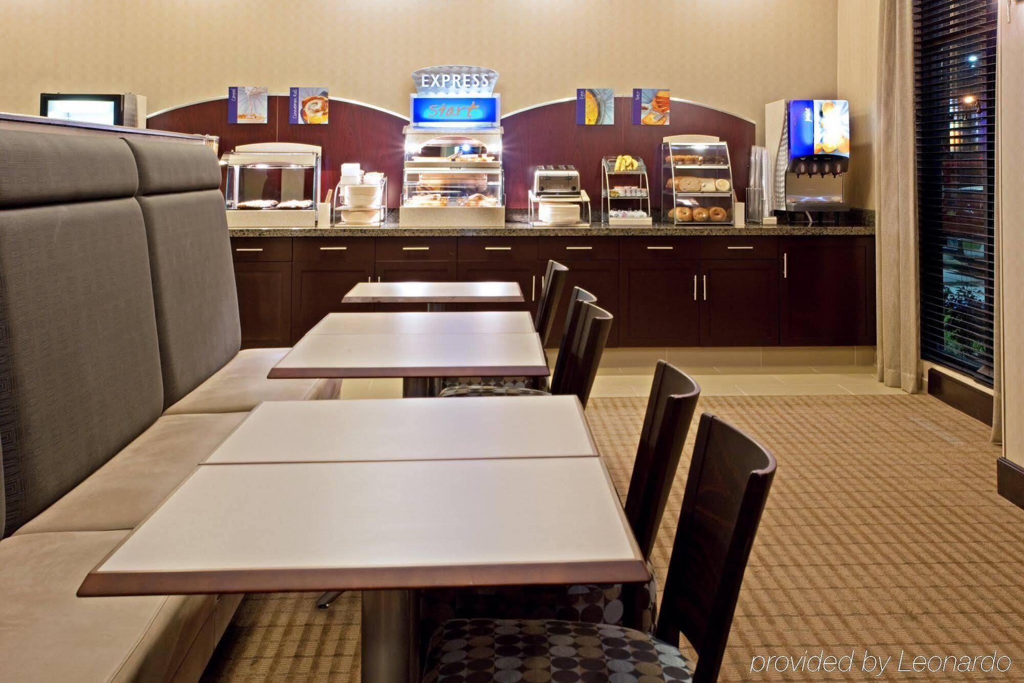 Holiday Inn Express Hotel & Suites Port Arthur, An Ihg Hotel Buitenkant foto